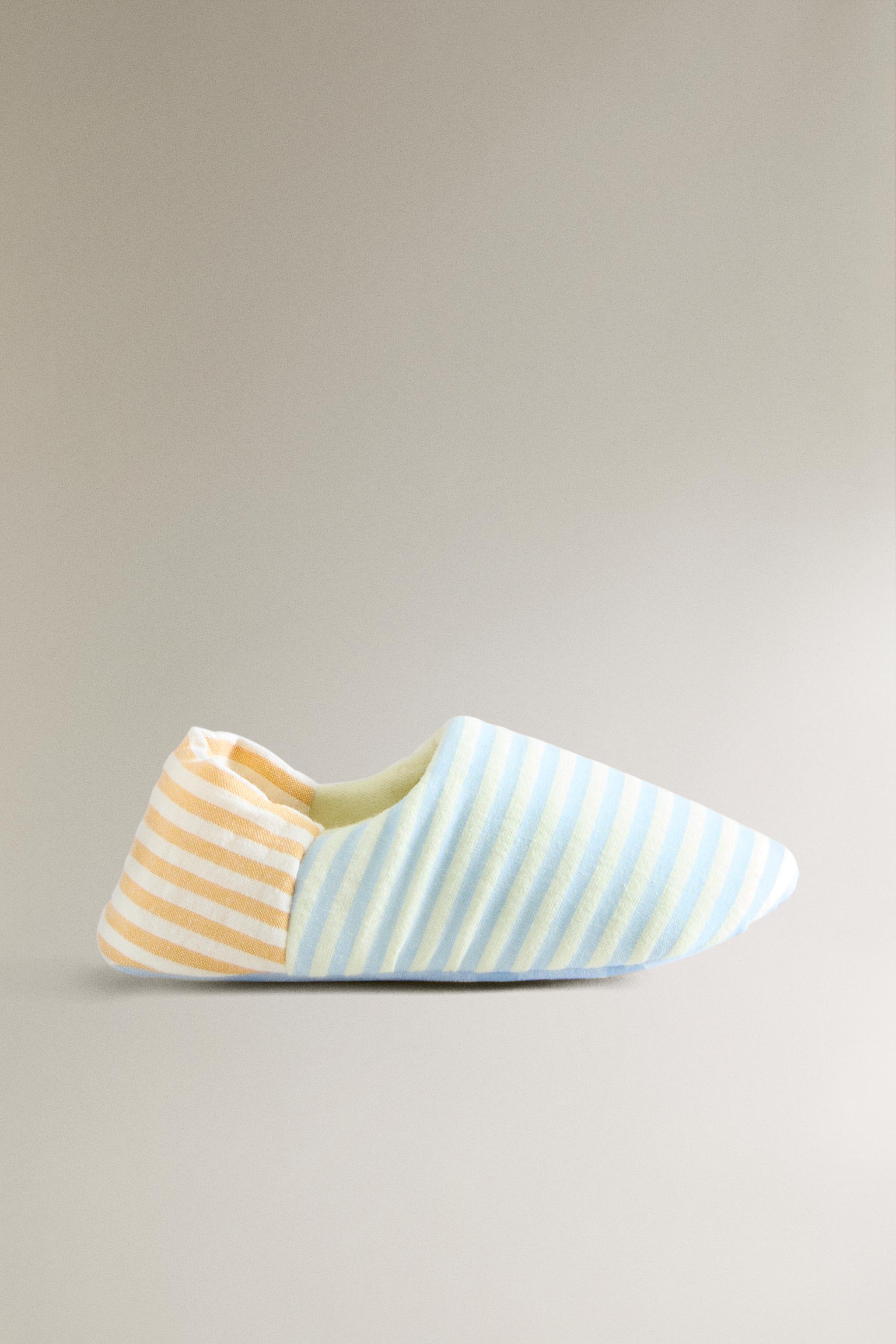 CHAUSSONS ENFANT RAYURES
